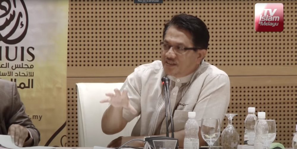 Pembentangan dari Pengurus Besar IKSIM, Dr Mohd Fauzi Shaffie yang bertajuk “Malaysia Sebagai Negara Islam”. 12 November 2016, Putrajaya International Convention Centre (PICC).